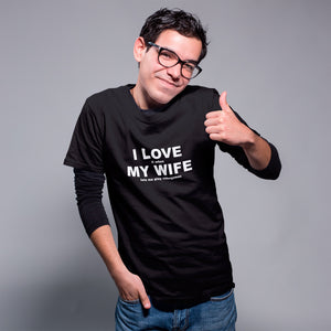 Nerdy-guy-wearing-I-love-it-when-my-wife-lets-me-play-video-games-t-shirt-from-forzatees-2